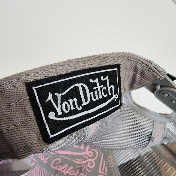 NWT Von Dutch Holographic Trucker Hat VD Logo Y2K Iridescent - Picture 9 of 12